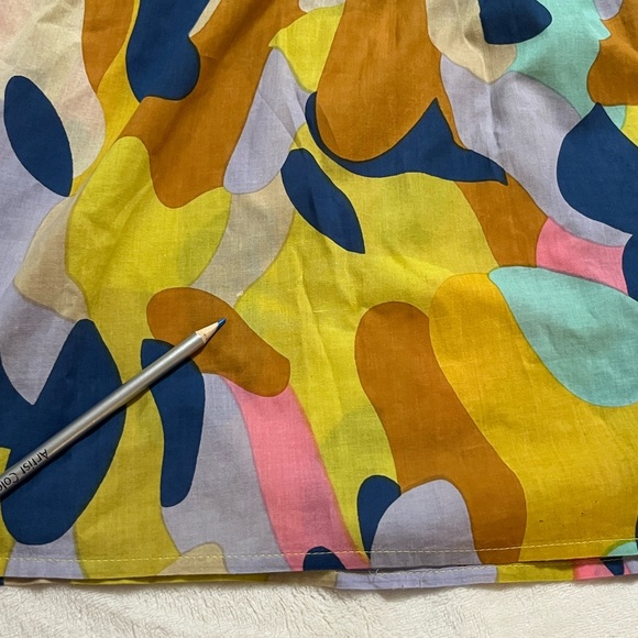 THML Multicolor Abstract Women's Blouse - Picture 9 of 11